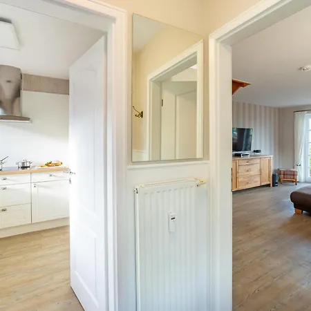 Hues Waasluuper - Lachmoewe *