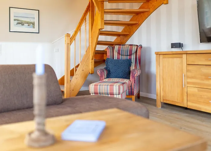 Hues Waasluuper - Lachmoewe * Norddorf